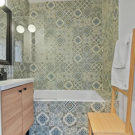 May Studio בוקרשט
